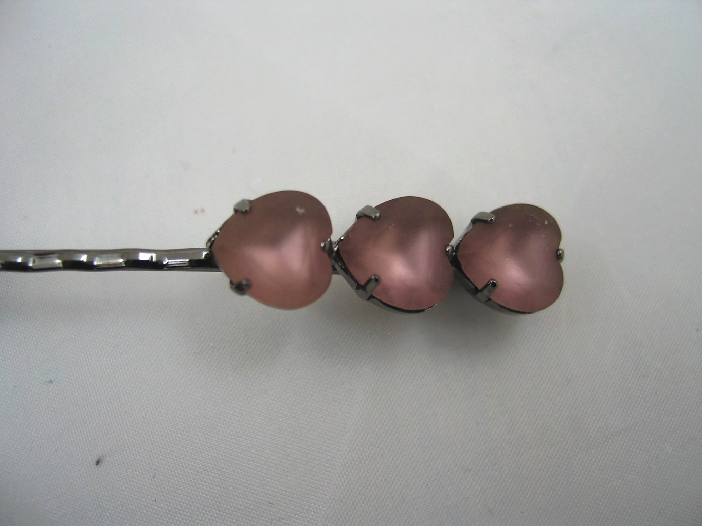 Hiraola's Product Image