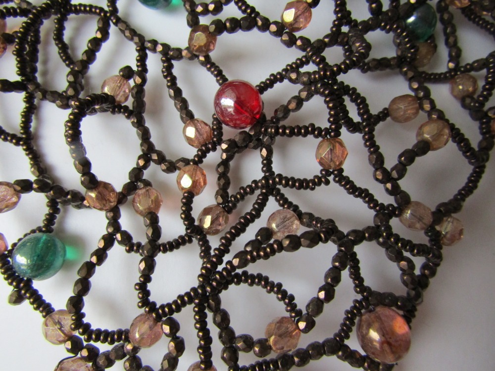 Hiraola's Product Image